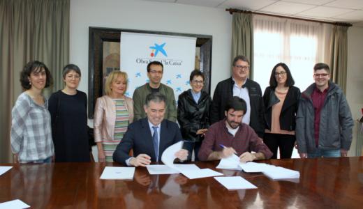 Firma convenio "Ningún niño sin gafas"