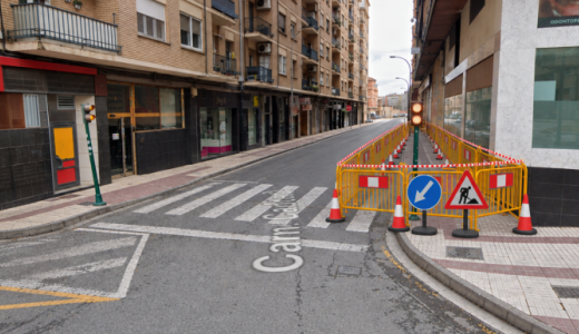Obras aceras camino caritat (recreada con IA)