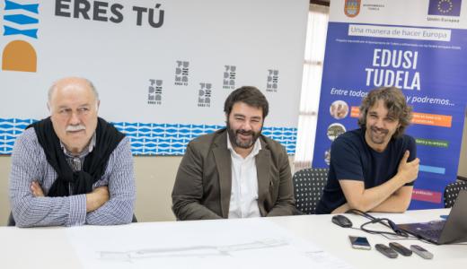 Sigifredo Martín (Director del Área de Ordenación del Territorio), Curro Blasco  (arquitecto redactor) y Daniel López(Concejal Delegado de Urbanismo)